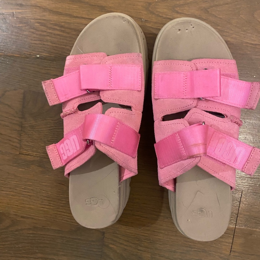 UGG CLEM Pink Sandals